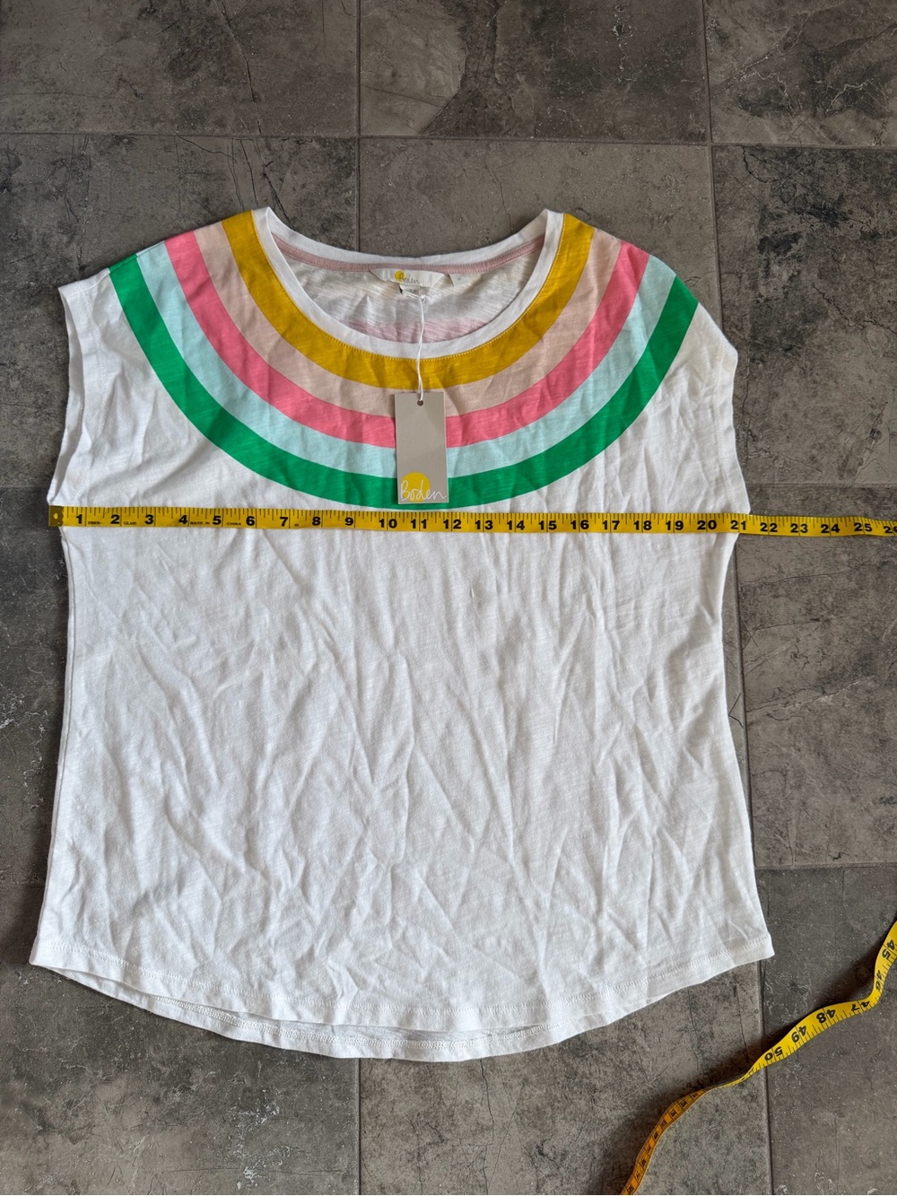 Boden Women’s Jersey Tee Rainbow Yoke NWT - Picture 6 of 7
